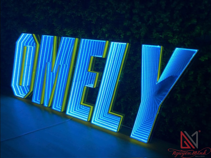 Chữ nổi vô cực mẫu OMELY